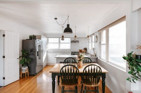 Photo of property in 25 Short Street, Otumoetai, Tauranga, 3110