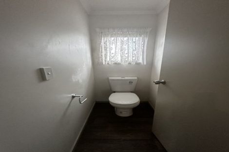 Photo of property in 217 Tripoli Road, Point England, Auckland, 1072