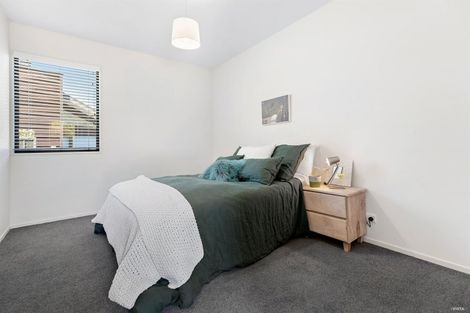 Photo of property in 16 Harrys Close, Arthurs Point, Queenstown, 9371
