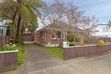 Photo of property in 44 Kowhai Avenue, Ebdentown, Upper Hutt, 5018