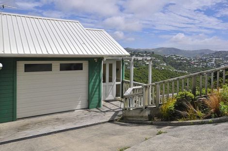 Photo of property in 86 Karepa Street, Brooklyn, Wellington, 6021