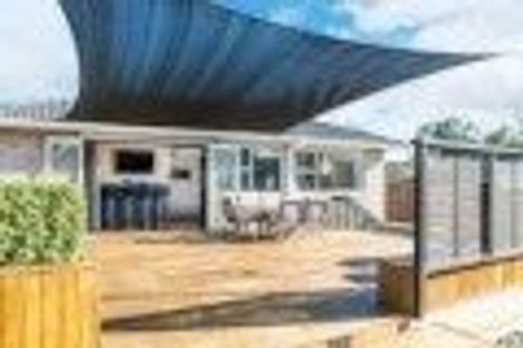 Photo of property in 41 Thornlow Street, Glendene, Auckland, 0602