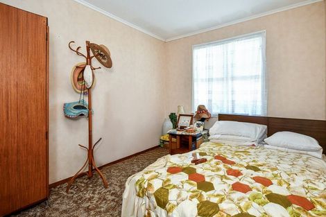 Photo of property in 59 Myers Road, Manurewa East, Auckland, 2102