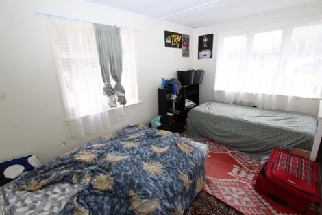 Photo of property in 130 Champion Street, Cannons Creek, Porirua, 5024