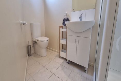 Photo of property in 25 Sainsbury Road, Fernhill, Queenstown, 9300