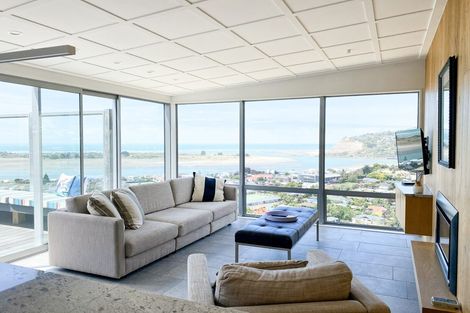 Photo of property in 22a Glendevere Terrace, Redcliffs, Christchurch, 8081