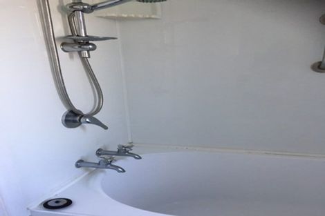 Photo of property in 4/8 Lane Street, Woolston, Christchurch, 8023