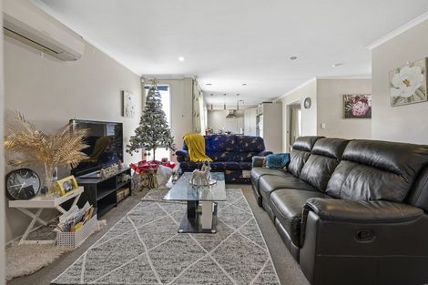 Photo of property in 10 Madison Street, Cambridge, 3434