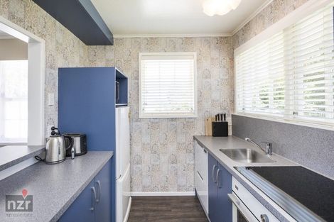 Photo of property in 18 Ranfurly Road, Feilding, 4702