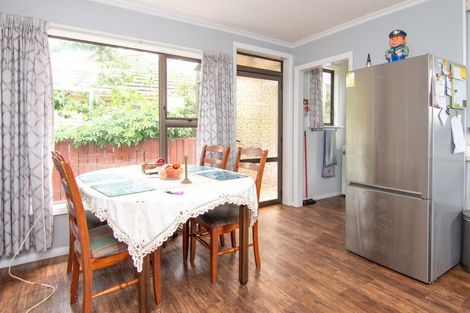 Photo of property in 12 Rochester Street, Awapuni, Palmerston North, 4412