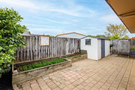 Photo of property in 14 Sandalwood Drive, Dinsdale, Hamilton, 3204