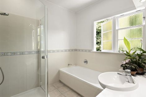 Photo of property in 6 Darwin Street, Karori, Wellington, 6012