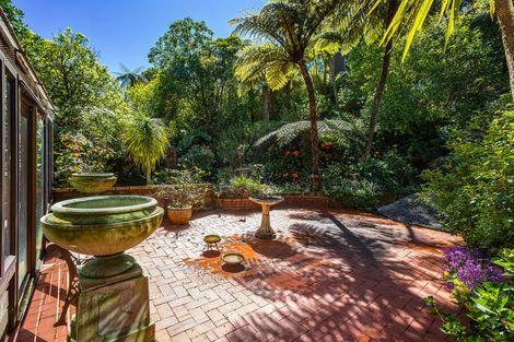 Photo of property in 11a Taumaru Avenue, Lowry Bay, Lower Hutt, 5013