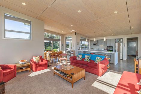 Photo of property in 31-33 Taonui Street, Waitarere Beach, Levin, 5510