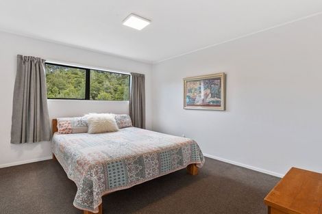 Photo of property in 21 Homewood Place, Chatswood, Auckland, 0626
