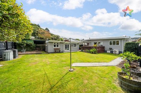 Photo of property in 33 Mcgowan Road, Wainuiomata, Lower Hutt, 5014