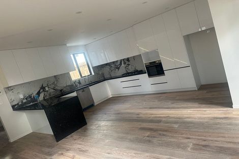 Photo of property in 79c Bond Crescent, Forrest Hill, Auckland, 0620