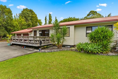 Photo of property in 1110 Leigh Road, Matakana, Warkworth, 0985