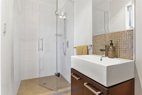 Photo of property in 78 Bannings Way, Hobsonville, Auckland, 0618