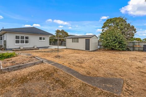 Photo of property in 31 Shortland Street, Wainoni, Christchurch, 8061