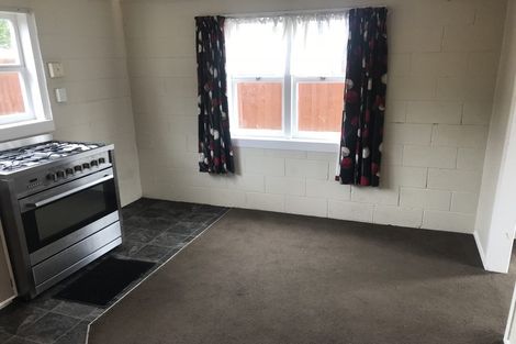 Photo of property in 40 Longburn Road, Henderson, Auckland, 0610