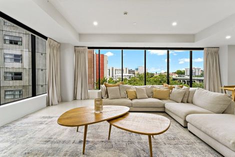 Photo of property in 9d/2 Saint Martins Lane, Grafton, Auckland, 1010