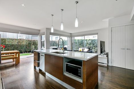 Photo of property in 14a Lomond Street, Takapuna, Auckland, 0622