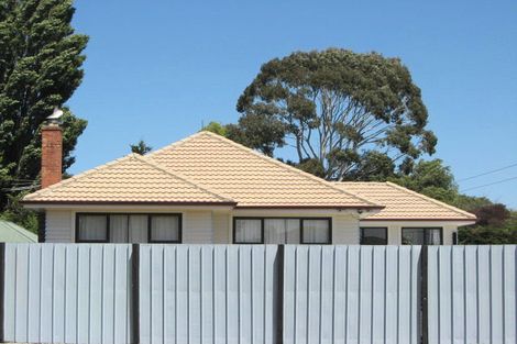 Photo of property in 8 Shortland Street, Wainoni, Christchurch, 8061