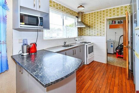 Photo of property in 41 Arnwood Street, Manurewa, Auckland, 2102