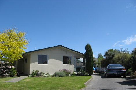 Photo of property in 37 Gibbs Drive, Woodend, 7610