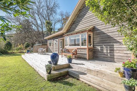 Photo of property in 122 Kaiwhaiki Road, Kaiwhaiki, Whanganui, 4575