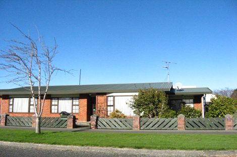 Photo of property in 3 Mitchell Street, Richmond, Invercargill, 9810