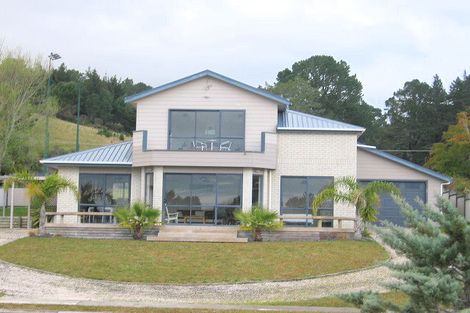 Photo of property in 332 Waterways Parade, Pauanui, Hikuai, 3579