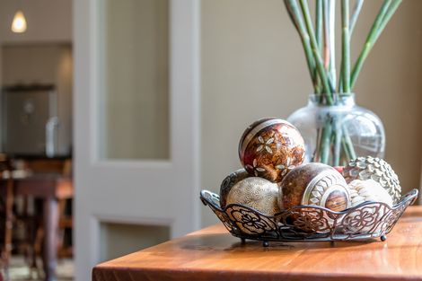 Photo of property in 54 Tinopai Road, Titirangi, Auckland, 0604