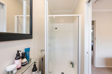 Photo of property in 4 Ruamahanga Crescent, Terrace End, Palmerston North, 4410