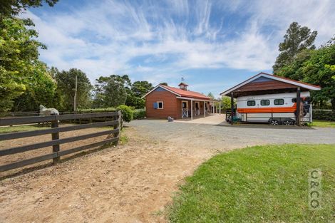 Photo of property in 218 Pomona Road, Kumeu, 0891