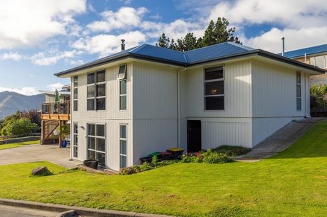 Photo of property in 5 Taimana Lane, Diamond Harbour, Lyttelton, 8971
