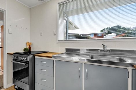 Photo of property in 80 Tukapa Street, Westown, New Plymouth, 4310