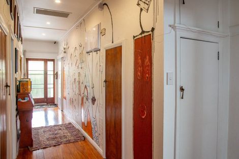 Photo of property in 3 Mckenzie Terrace, Carterton, 5713