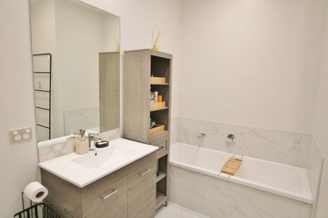 Photo of property in 5 William Stratton Lane, Hobsonville, Auckland, 0616