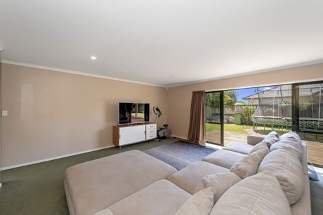 Photo of property in 44 Cranbrook Place, Rototuna North, Hamilton, 3210