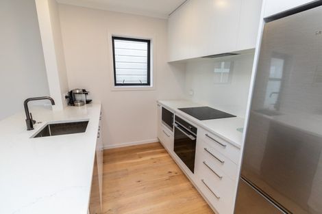 Photo of property in 123 Marine Parade, Seatoun, Wellington, 6022