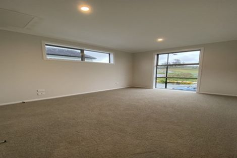 Photo of property in 13 Karearea Avenue, Kenepuru, Porirua, 5022
