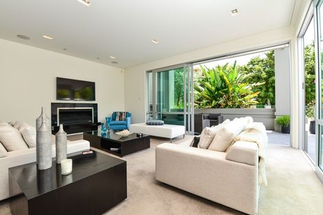 Photo of property in 2083d River Road, Horsham Downs, Hamilton, 3281