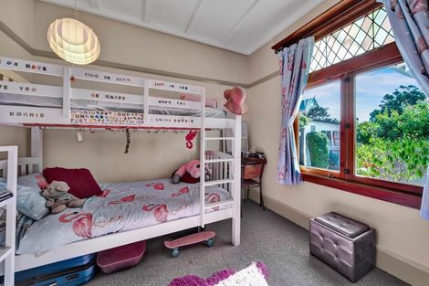 Photo of property in 7 Albion Street, Hawera, 4610