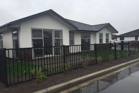 Photo of property in 5 Robalan Close, Halswell, Christchurch, 8025