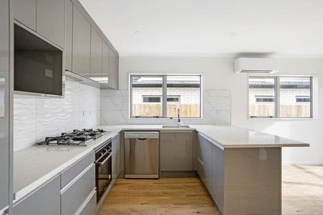 Photo of property in 69e Great South Road, Manurewa, Auckland, 2102