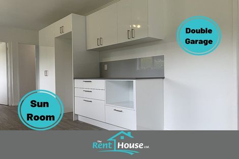 Photo of property in 15 Liston Crescent, Cockle Bay, Auckland, 2014