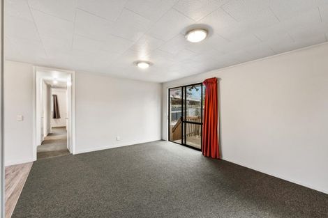 Photo of property in 3/17 Glen Road, Ranui, Auckland, 0612