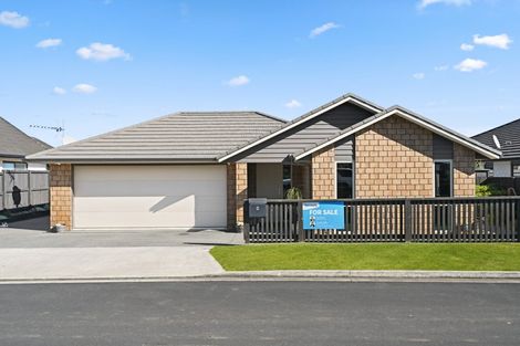 Photo of property in 9 Waikaka Place, Rototuna North, Hamilton, 3210